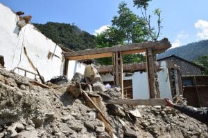 Crește numărul morților în urma cutremurului din Japonia. Continuă operațiunile de căutare și salvare a celor 80 de dispăruți