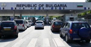 Un europarlamentar bulgar aruncă în aer bucuria intrării în mini-Schengen: Pe frontiere terestre nu avem foaie de parcurs! – 60m.ro