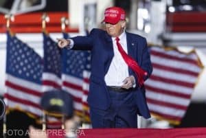 Ineligibilitatea lui Donald Trump, examinată de Curtea Supremă a Statelor Unite