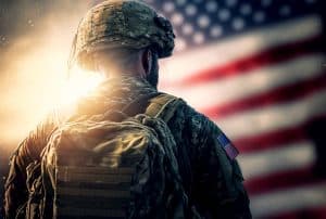 Pentagonul nu plănuiește o retragere militară din Irak. ”Rămânem foarte concentrați pe misiunea de înfrângere a ISIS”