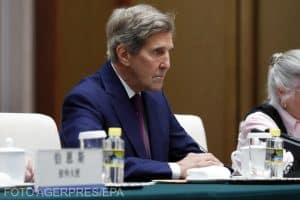 John Kerry părăseşte administraţia Biden şi demisionează din funcţia de reprezentant special pe climă