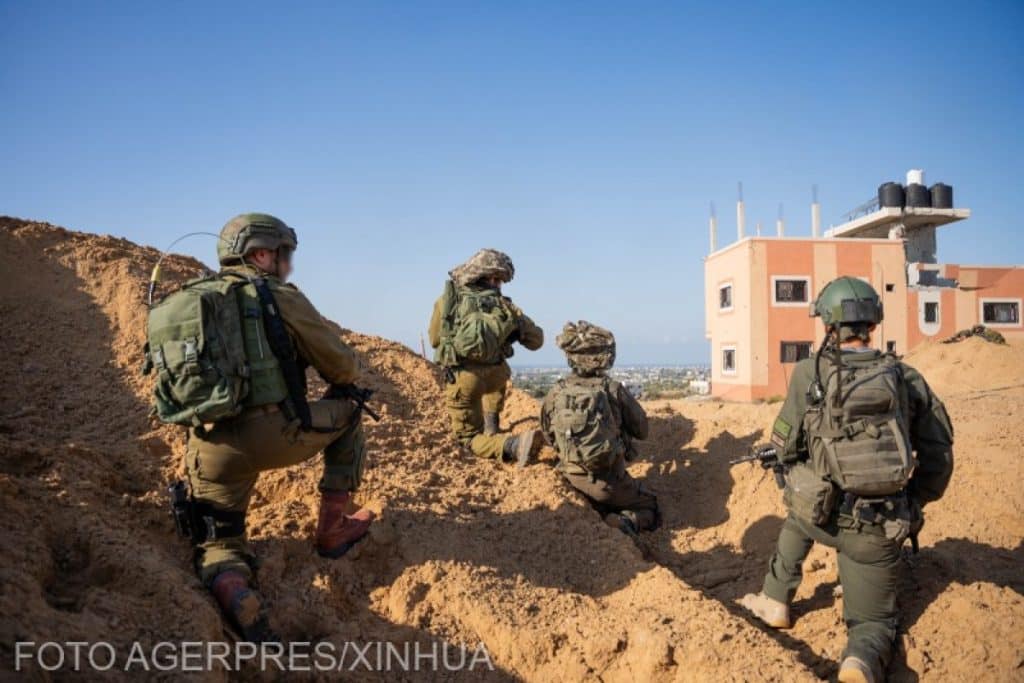 Forțele israeliene efectuează o operațiune militară la cel mai mare spital din Khan Younis. Un medic spune că ”spitalul tremură și este panică”