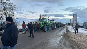 Tirurile ucrainene la vama Siret tranzitează neverificate. Umilință pentru fermierii români – 60m.ro