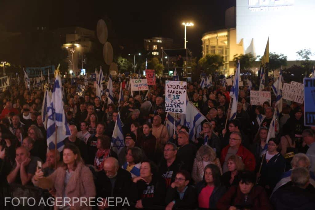 Mii de persoane au protestat în Tel Aviv împotriva premierului Netanyahu