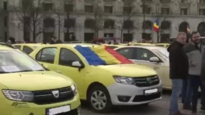 Protest al taximetriștilor, în Piața Constituției. Centrul Bucureștiului, blocat – 60m.ro
