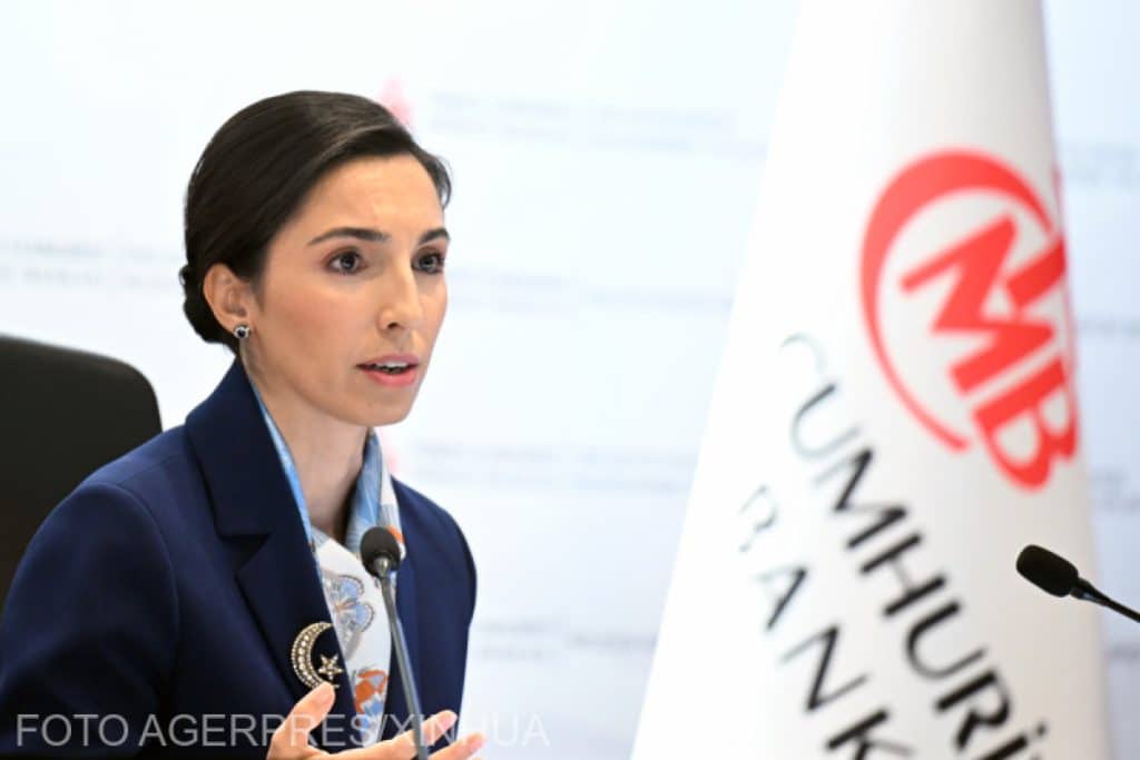 Guvernatorul Băncii Centrale a Turciei și-a dat demisia: „Pentru a-mi proteja familia şi copilul”