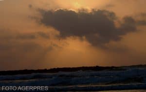 Şase rachete trase de rebelii Houthi, lovite de americani