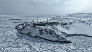 Antarctica este în pericol din cauza microplasticelor, în ciudat faptului că se află la capătul lumii, departe de agitația globală