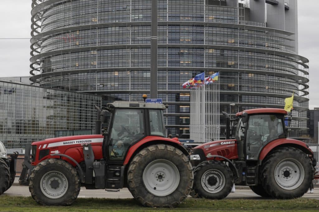 Fermierii italieni vor traversa Rubiconul pentru a crea o blocadă în jurul Romei