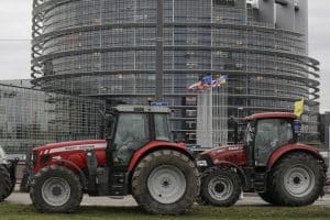Fermierii italieni vor traversa Rubiconul pentru a crea o blocadă în jurul Romei