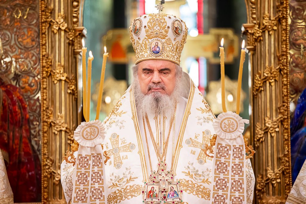 Patriarhul Daniel, îngrijorat de scăderea demografică a Bucureștiului. Au fost mai multe înmormântări decât botezuri – 60m.ro