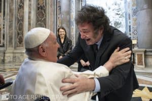 Javier Milei s-a întâlnit cu Papa Francisc, pe care anul trecut l-a numit „imbecil care promovează comunismul“
