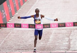 Kelvin Kiptum, deținătorul recordului mondial de maraton, a murit în accident de mașină