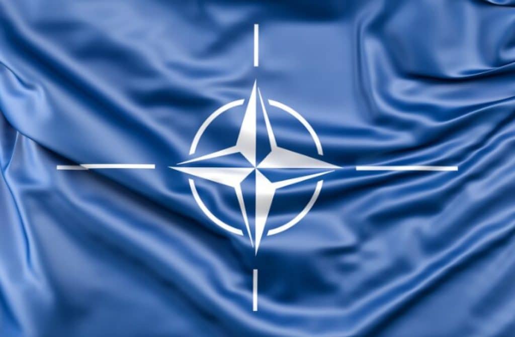 Consilier principal al lui Trump, propunere sumbră: Țările NATO care nu cheltuie 2% din PIB pentru apărare să nu beneficieze de Articolul 5