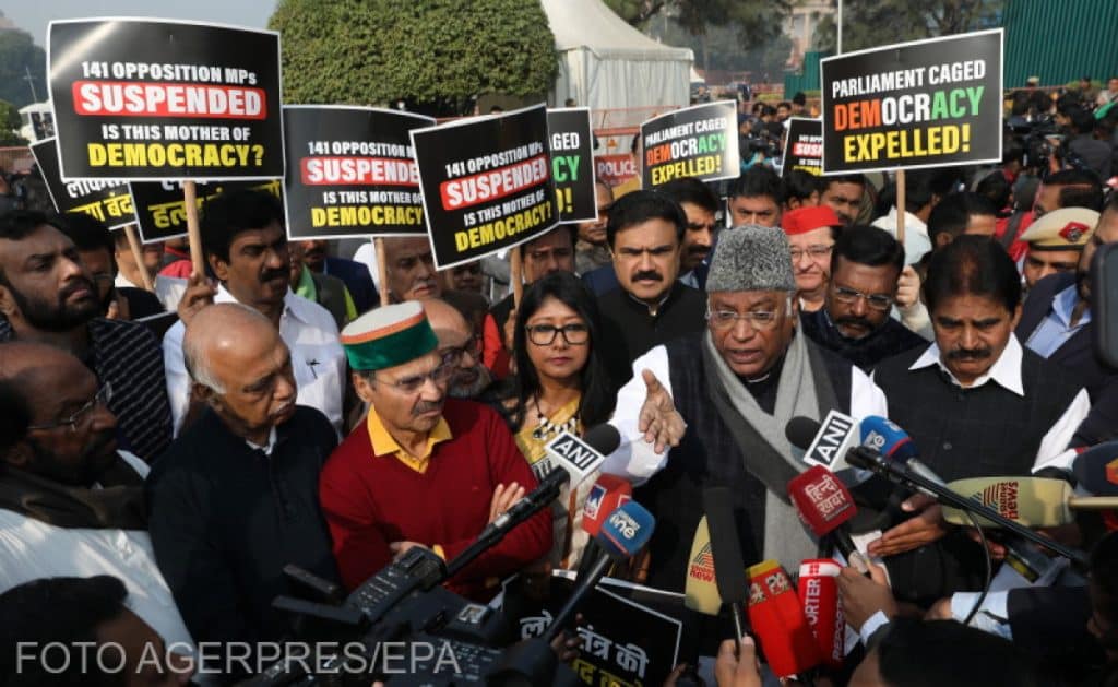 Conturile principalului partid de opoziție din India au fost înghețate, cu doar câteva săptămâni înainte de alegeri