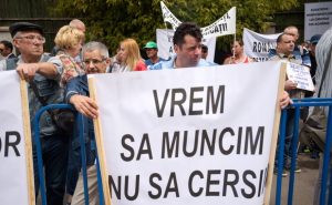 Salariații din asistență socială își cer drepturile în stradă. Astăzi protestează la Ministerul Muncii – 60m.ro