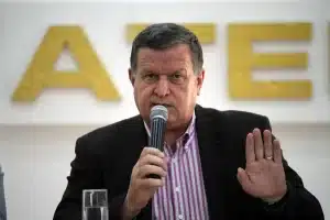 Din salariu de 900 €, Gutău junior face blocuri de zeci de milioane € în Vâlcea, unde tatăl e primar – 60m.ro