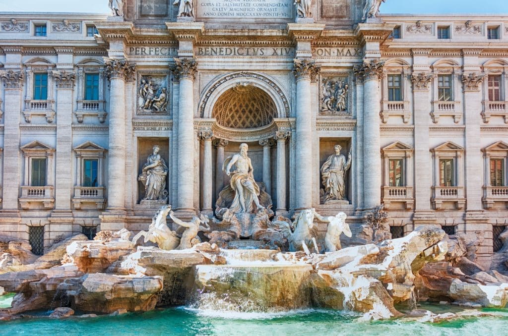 Proiecte sociale susținute de banii aruncați în Fontana di Trevi. Peste 1,4 milioane de euro au fost strânse într-un singur an