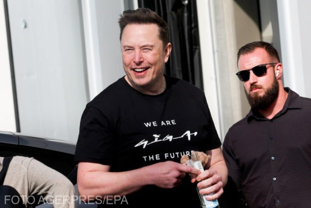 Elon Musk descrie întâlnirea cu Trump la casa unui prieten comun din Palm Beach