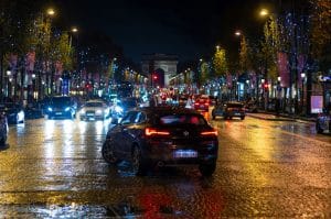 Franța a ridicat la maxim nivelul de amenințare teroristă