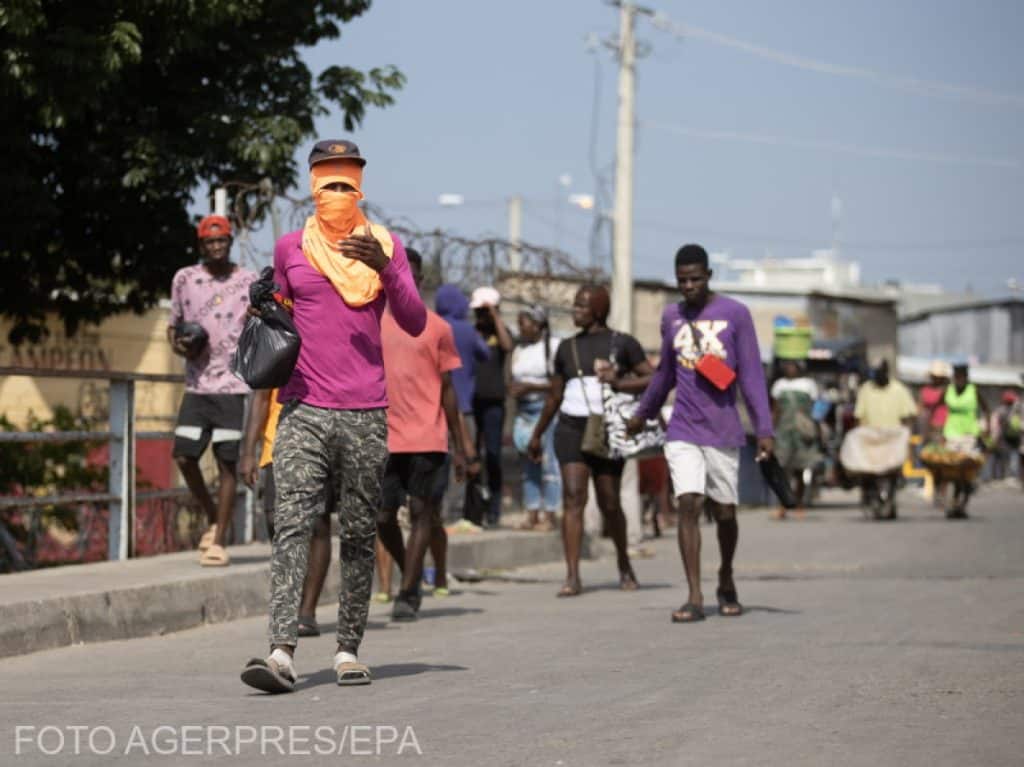 Șeful bandelor din Haiti va lua parte la negocieri dacă va fi invitat – dar avertizează că forțele străine vor fi tratate ca „invadatori”