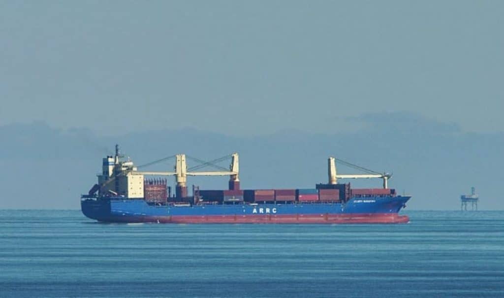 Navă încărcată cu marfă din Rusia, ”blocată” în portul Rostock de vameșii germani. Care este motivul reținerii