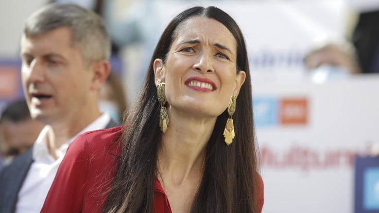 VIDEO: Cum instigă Clotilde Armand angajații Primăriei să comită acte de corupție – 60m.ro