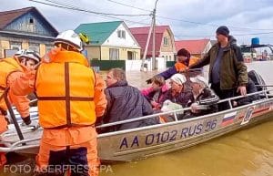 Inundații majore în Rusia și Kazahstan. Peste 90.000 de persoane evacuate
