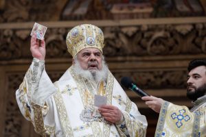 Patriarhului Daniel cere Guvernului mărirea salariilor preoților – 60m.ro