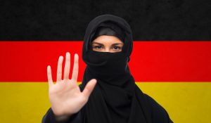 Un „atac islamic” ar fi fost pregătit de 3 adolescenți în Germania: Minorii au „recunoscut că erau gata să-l comită”