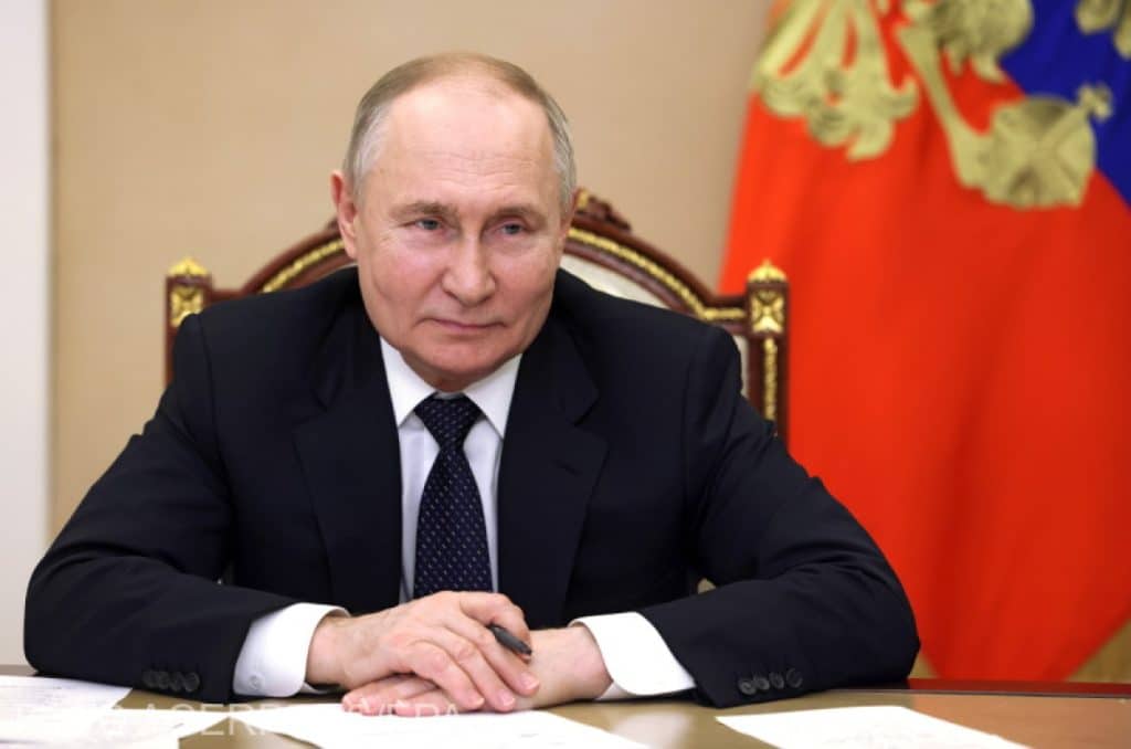 Fostă colegă de facultate a lui Putin, pusă preşedinta Curţii Supreme a Federaţiei Ruse