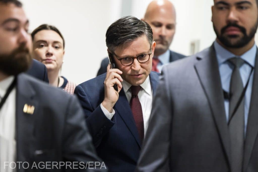 Mutare fără precedent: Democrații caută să salveze proiectele de lege ale lui Johnson privind ajutorul pentru Ucraina