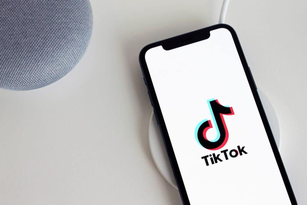 TikTok ar putea fi interzis în SUA, după ce Camera Reprezentanților a adoptat un proiect de lege