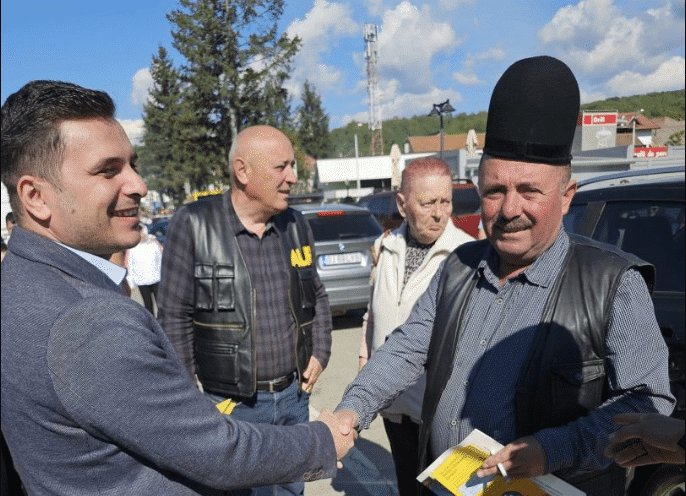 Adrian Zorlescu – candidat AUR la președinția CJ Gorj: Târgul de la Novaci nu este doar o simplă adunare de produse locale, ci reprezintă o veritabilă gură de oxigen pentru întreaga comunitate – 60m.ro