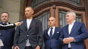 Baronii PNL, la braț cu un turnător la Securitate – 60m.ro