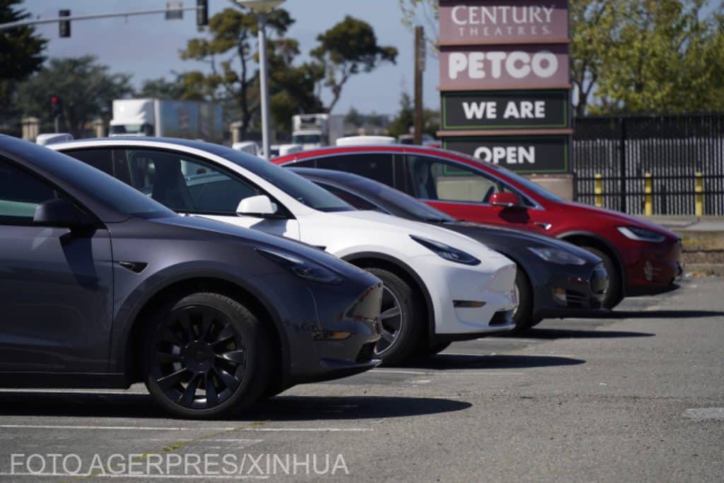 Acțiunile companiei Tesla au crescut după un posibil acord în China