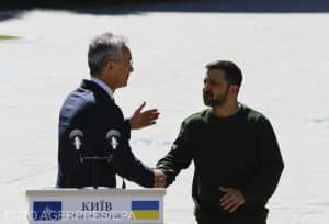 Stoltenberg exclude un acord pentru aderarea Ucrainei la NATO, deși îl invită pe Zelenski la summitul de la Washington