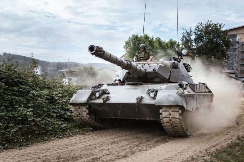 Trupele ruse avansează la nord-vestul Avdiivka. Localnicii din regiunea Donețk fug de ocupația rusă