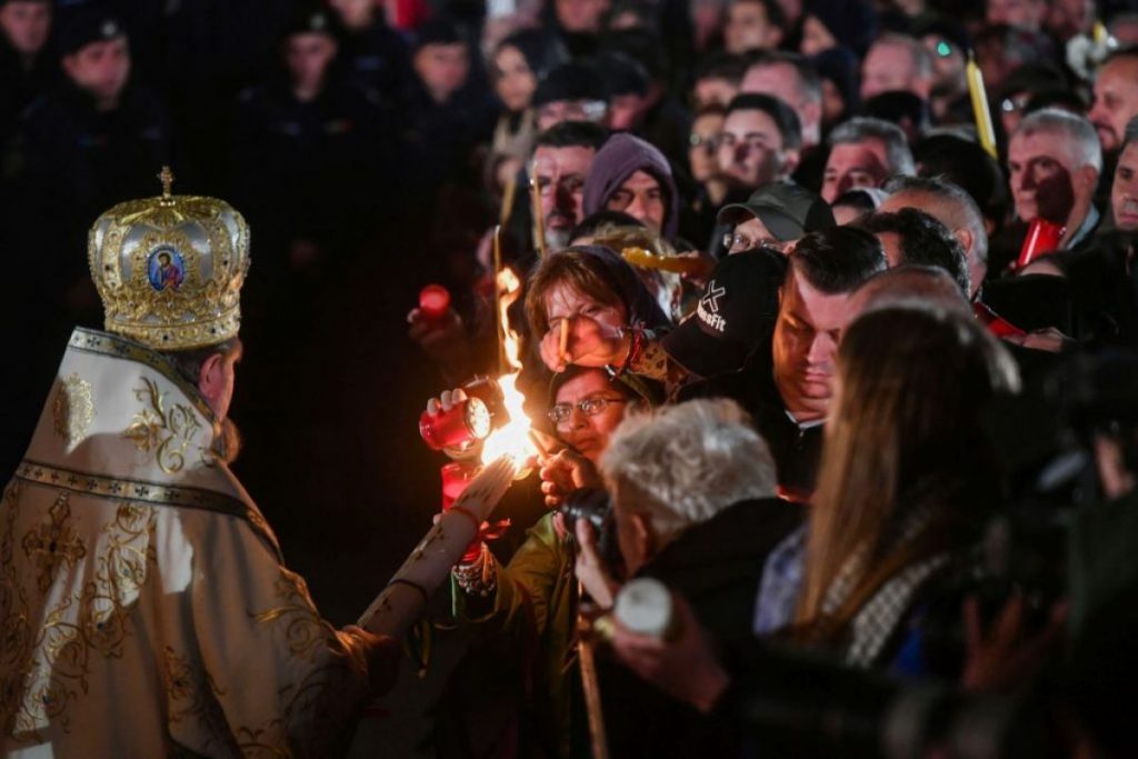Peste 79% dintre români intenţionează să îşi petreacă Sărbătorile Pascale acasă, în familie – 60m.ro