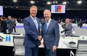 Ce caută Iohannis la Washington? Va mai primi o șapcă… – 60m.ro