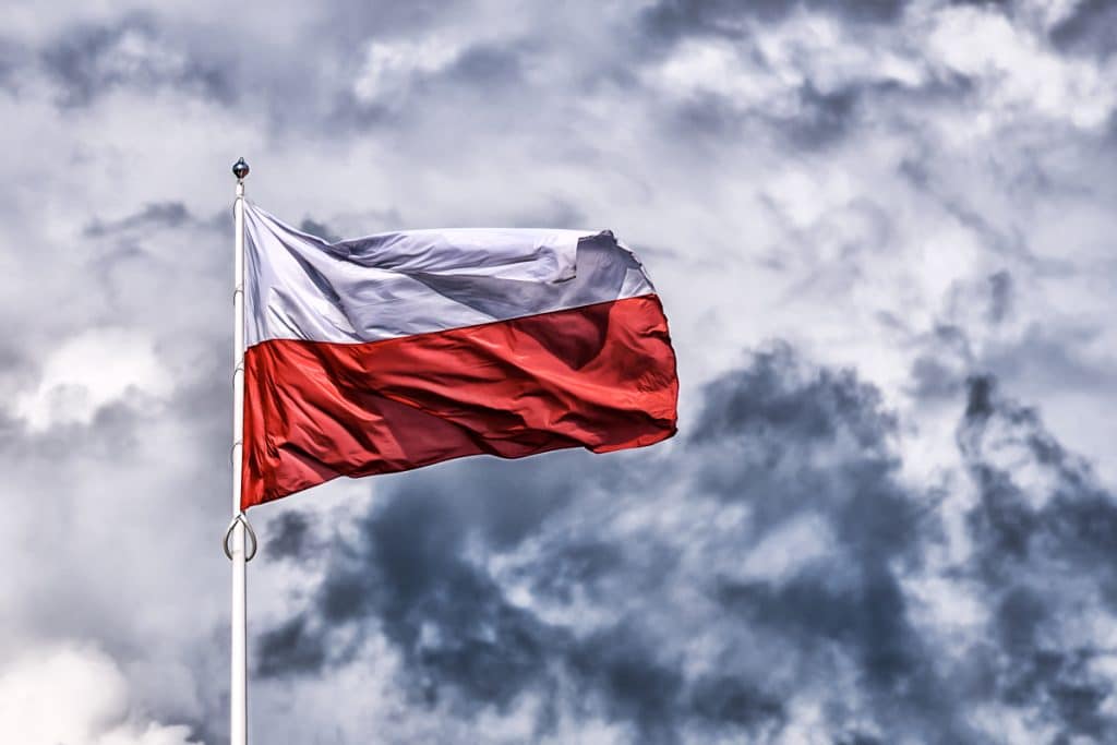 Serviciile speciale poloneze, în alertă. Dispozitive de ascultare, descoperite în guvern