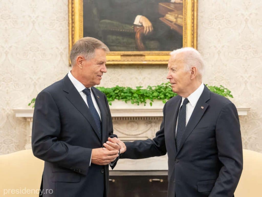 Ce nu s-a văzut la vizita lui Klaus Iohannis la Casa Albă. Chirieac: „Joe Biden a vrut să-i scoată fața” / Ciuvică: „S-au agitat mult”