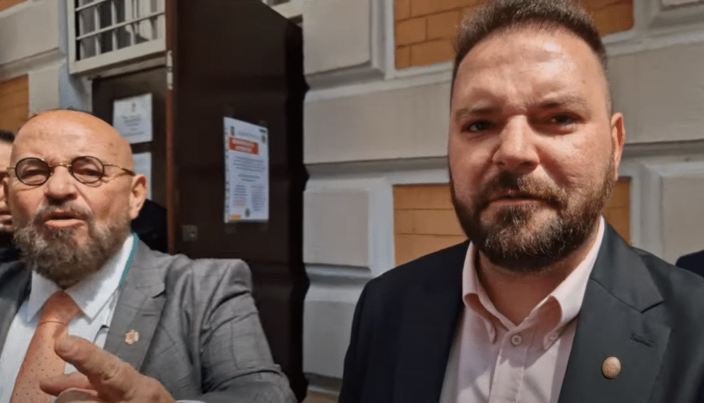 Problema lui Piedone este că fiul este un prostovan, degeaba pompează în el – 60m.ro
