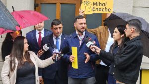 Mihai Enache (AUR), în fața lui Piedone – 60m.ro