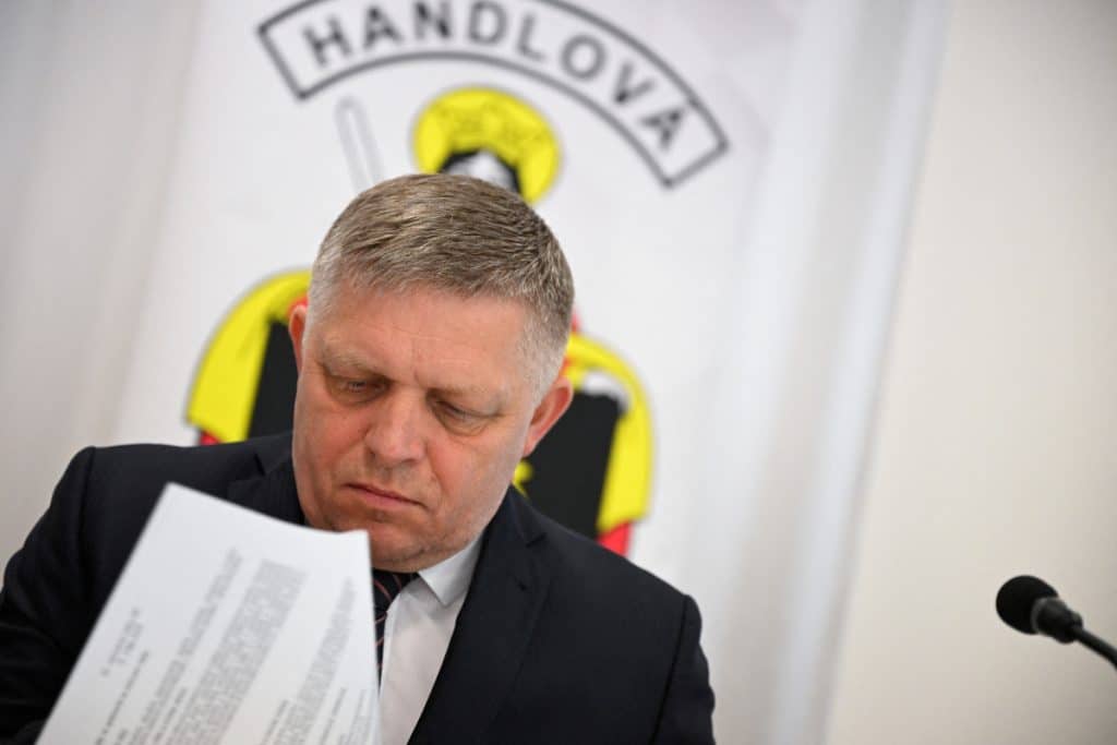 Robert Fico a fost operat din nou