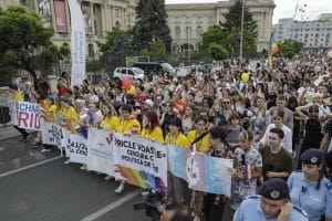 Alerte de securitate pentru evenimentele Pride: Oficialii americani avertizează asupra riscurilor de atacuri teroriste