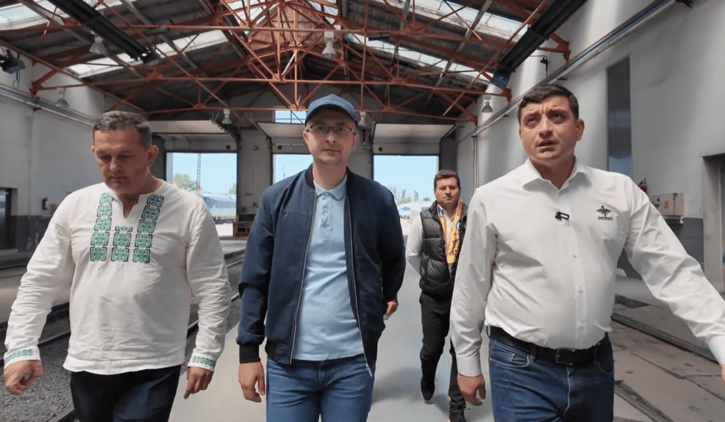 George Simion (AUR): Am vizitat azi 4 fabrici din Iași și Neamț: Ircon, Electroputere Pașcani, Comes și ADF – 60m.ro