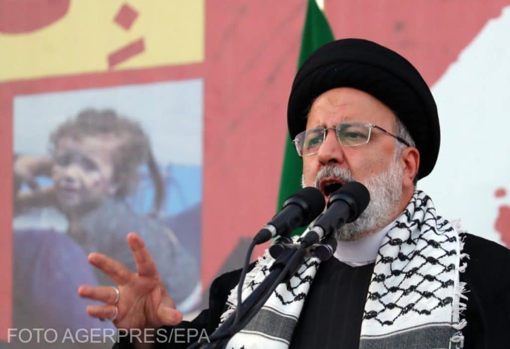 Înmormântare spectaculoasă. Un milion de iranieni îi aduc omagiu lui Raisi, la Teheran /video