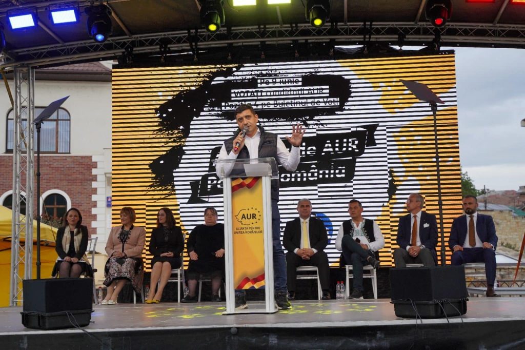 George Simion (AUR), la Piatra Neamț: Nu am depășit faza imperială! Toată lumea ne jefuiește. Toți ciungii, toți ciolacii, toți varanii – 60m.ro