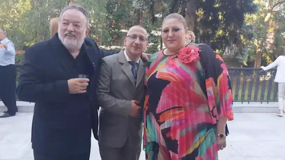 Slugă! Șoșoacă a dat fuga la Ambasada Rusiei ca să anunțe că a câștigat mandat de europarlamentar – 60m.ro